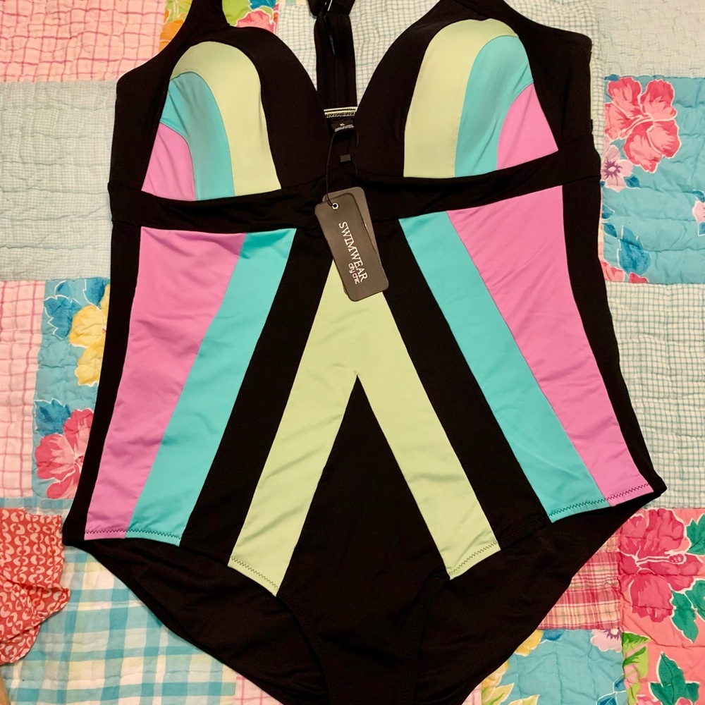 City Chic Online Color Block Racer Back One Piece Bathing Suit Swimsuit Size XL